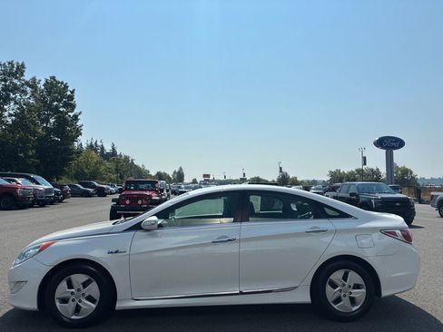 Used 2012 Hyundai Sonata Hybrid FWD image 7