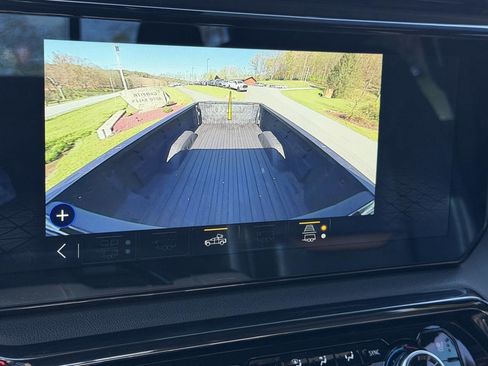 Used 2022 GMC Sierra 1500 AT4 w/ AT4 Premium Package AWD/4WD image 53