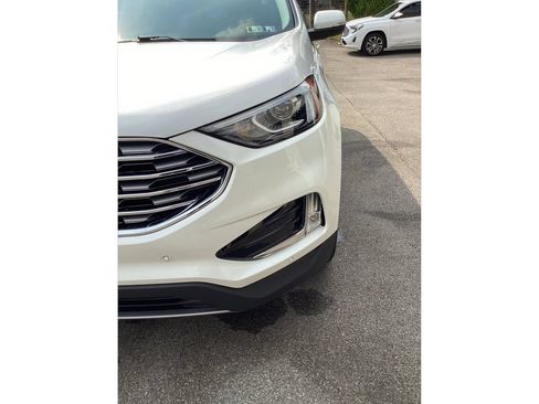 Used 2021 Ford Edge Titanium AWD/4WD image 28