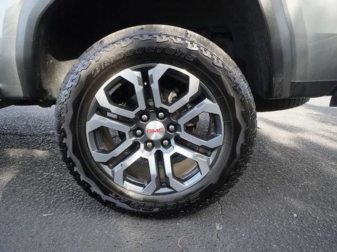 Used 2024 GMC Canyon AT4 w/ Technology Package image 38