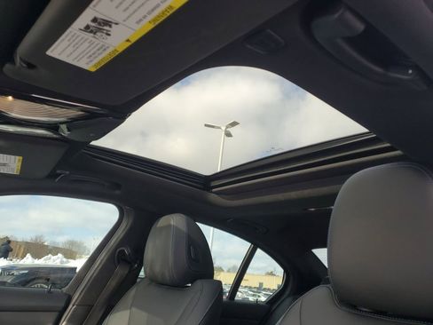 Used 2022 BMW M340i xDrive w/ Premium Package image 10