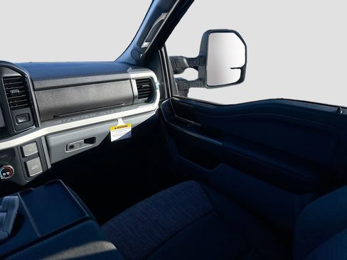 New 2026 Ford F350 XLT w/ XLT Premium Package image 32