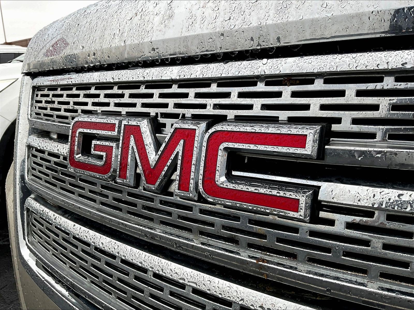 Used 2014 GMC Terrain SLE w/ LPO, Protection Package FWD image 4