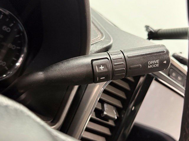 Used 2022 Ford F350 Platinum AWD/4WD image 17