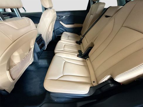Certified 2025 Audi Q7 3.0T Premium Plus w/ Premium Plus Package AWD/4WD image 26