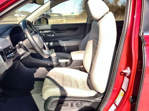 Used 2025 Honda CR-V EX-L image 11