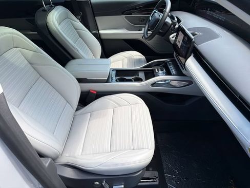 New 2026 Lincoln Nautilus Reserve w/ Jet Appearance Package AWD/4WD image 14