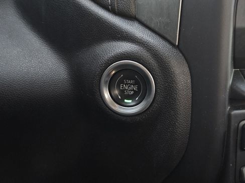 Used 2021 Chevrolet Silverado 1500 RST image 22