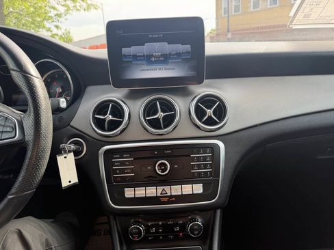 Used 2020 Mercedes-Benz GLA 250 image 33