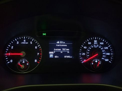 Used 2019 Kia Sorento LX image 23