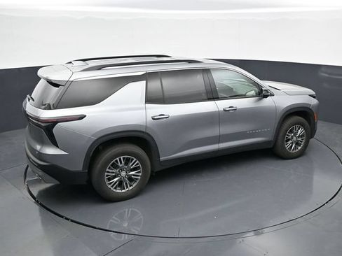 Used 2024 Chevrolet Traverse LT FWD image 27