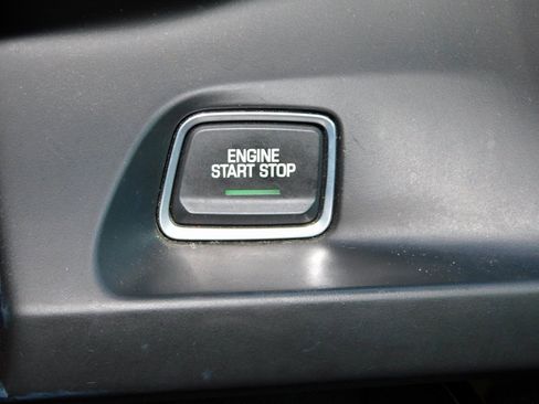 Used 2019 Chevrolet Camaro LT w/ Technology Package image 32