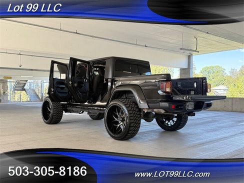 Used 2022 Jeep Gladiator Sport AWD/4WD image 30