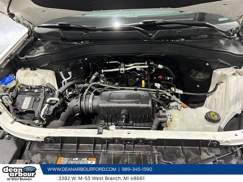 Used 2021 Ford Explorer XLT w/ Equipment Group 202A image 9
