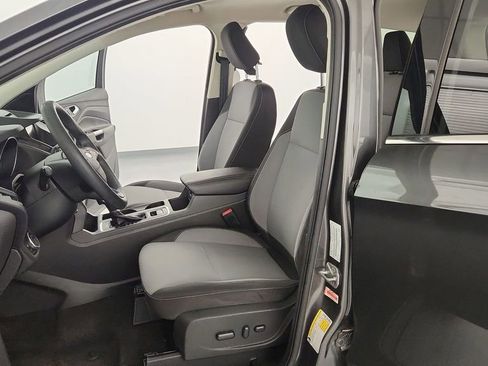 Used 2018 Ford Escape SE w/ SE Sync 3 Package AWD/4WD image 12