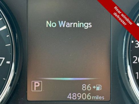 Used 2017 Nissan Rogue SV FWD image 20