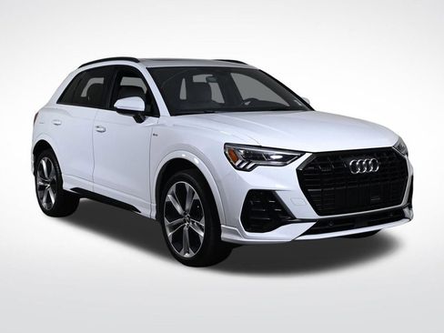 Used 2025 Audi Q3 2.0T Premium w/ Convenience Package AWD/4WD image 7