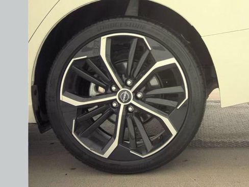 Used 2025 Nissan Altima 2.5 SR AWD/4WD image 20