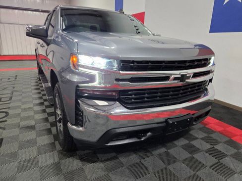 Used 2019 Chevrolet Silverado 1500 LT w/ Texas Edition image 23