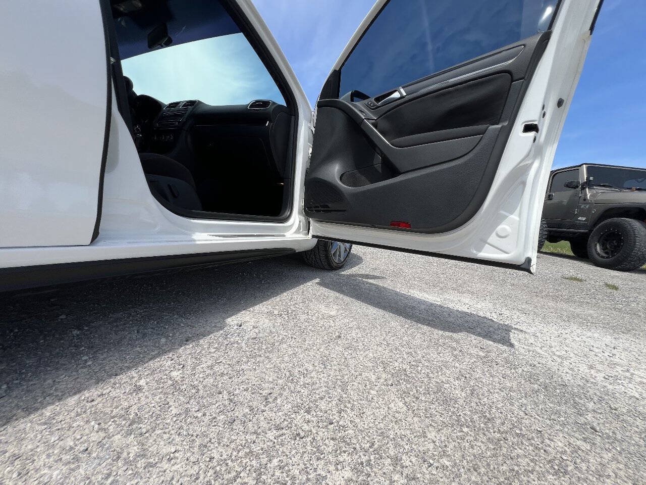 Used 2014 Volkswagen GTI Wolfsburg Edition FWD image 19