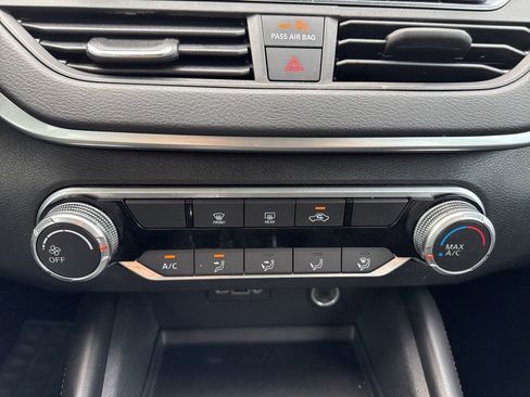 Used 2019 Nissan Altima 2.5 SR FWD image 20