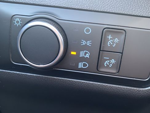 Used 2025 Ford Escape ST-Line image 10