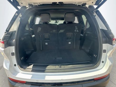Used 2023 Jeep Grand Cherokee L Laredo RWD image 25