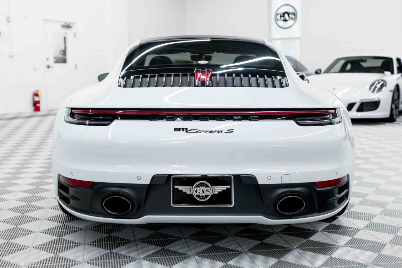 Used 2022 Porsche 911 Carrera S RWD image 8