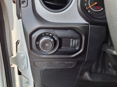 Certified 2025 Jeep Wrangler Unlimited Sport AWD/4WD image 16