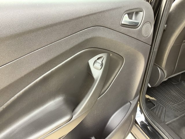 Used 2014 Ford Escape Titanium FWD image 19