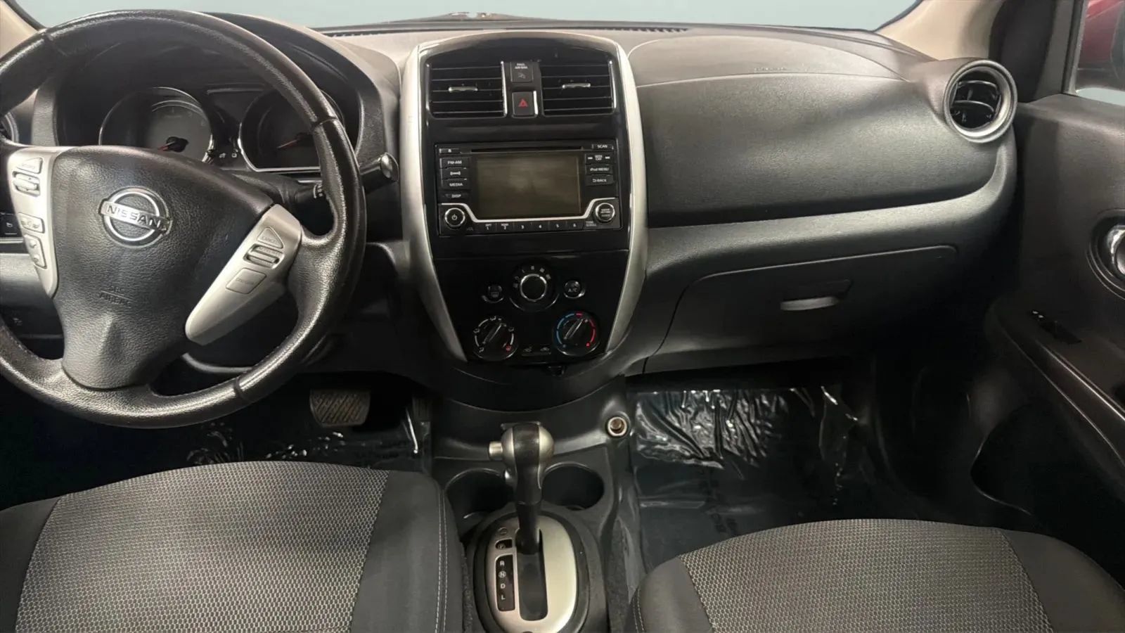 Used 2018 Nissan Versa SV w/ SV Special Edition Package FWD image 15