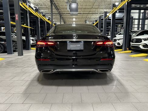 Certified 2022 Mercedes-Benz E 350 4MATIC Sedan image 4