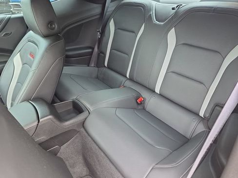 Used 2019 Chevrolet Camaro SS RWD image 15