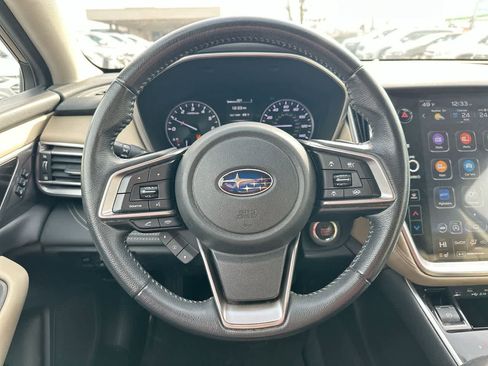 Used 2020 Subaru Outback Limited image 27