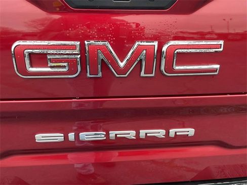 Certified 2024 GMC Sierra 1500 AT4 w/ Technology Package image 10