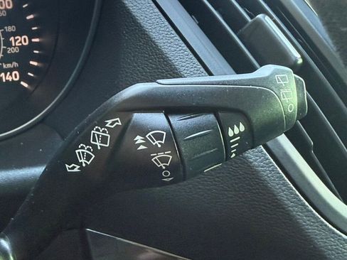 Used 2018 Ford Escape Titanium image 29