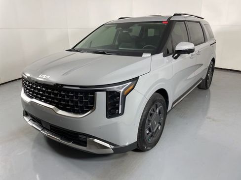 New 2026 Kia Carnival SX image 4