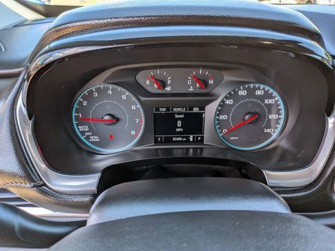 Used 2021 Chevrolet Traverse LS FWD image 51