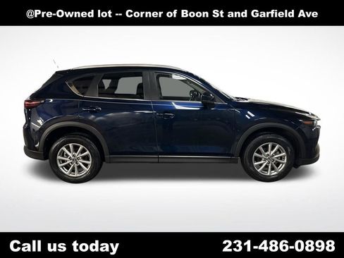 Used 2023 MAZDA CX-5 AWD 2.5 S w/ Select Package image 6