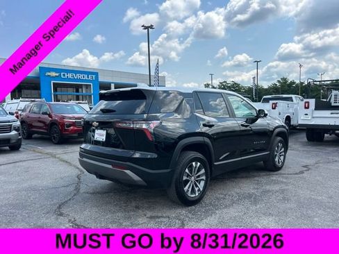 Used 2025 Chevrolet Equinox LT w/ Safety and Technology Package FWD image 3
