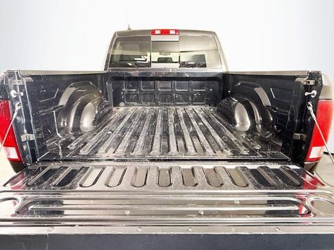 Used 2019 RAM 1500 Big Horn AWD/4WD image 28