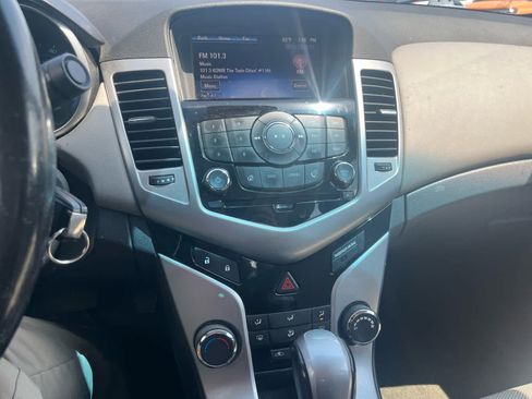 Used 2014 Chevrolet Cruze Eco FWD image 10