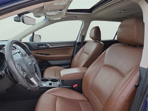 Used 2017 Subaru Outback 3.6R Touring image 13