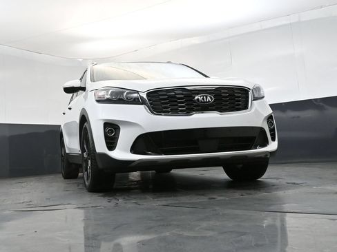 Used 2020 Kia Sorento EX AWD/4WD image 25