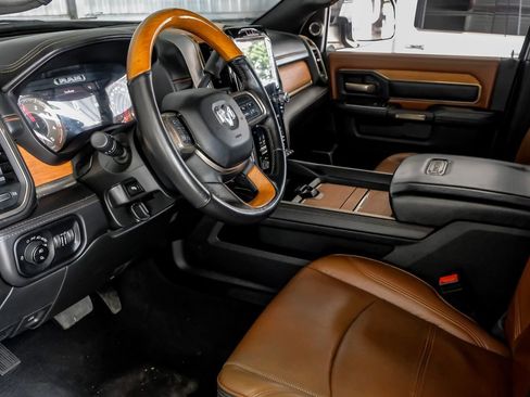 Used 2022 RAM 3500 Limited AWD/4WD image 15