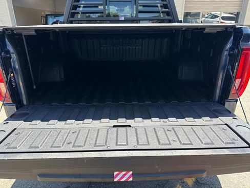 Used 2023 GMC Sierra 1500 Denali Ultimate image 9