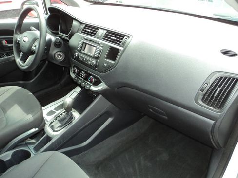 Used 2014 Kia Rio LX w/ Power Package image 17