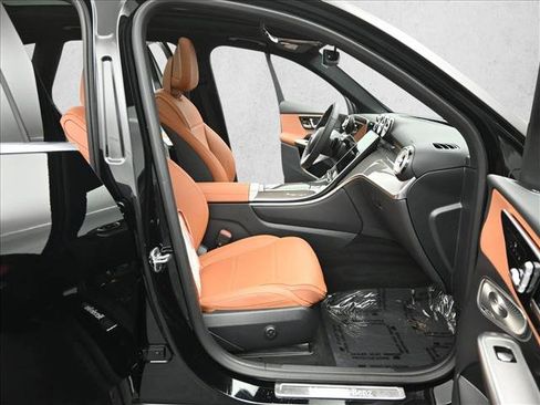 Certified 2026 Mercedes-Benz GLC 300 4MATIC image 28