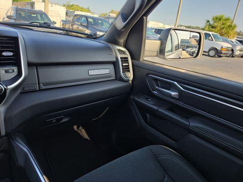 Used 2025 RAM 1500 Big Horn AWD/4WD image 10