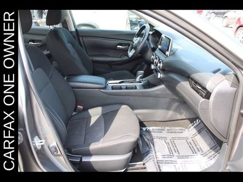 Used 2022 Nissan Sentra SV FWD image 19